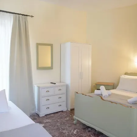 Cozy Corner Vs Beachfront Stalós Dış mekan fotoğraf