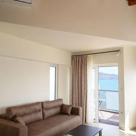 Cozy Corner Vs Beachfront Stalós Dış mekan fotoğraf