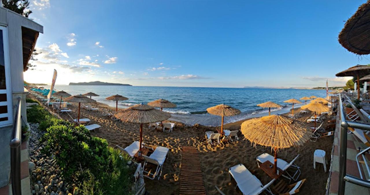 Cozy Corner Vs Beachfront * Stalos