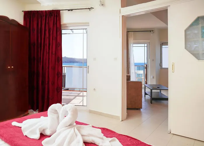 Cozy Corner Vs Beachfront