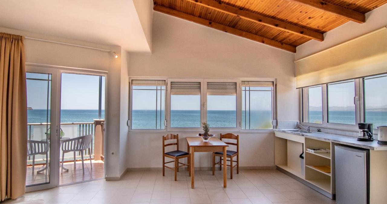 Cozy Corner Vs Beachfront