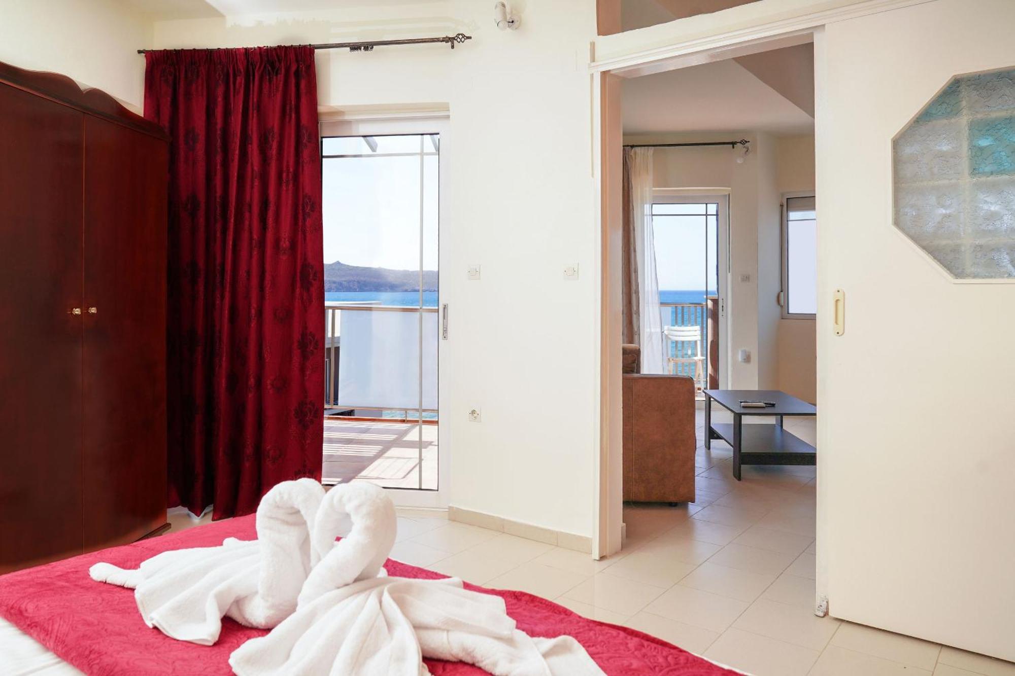 Cozy Corner Vs Beachfront * Stalós